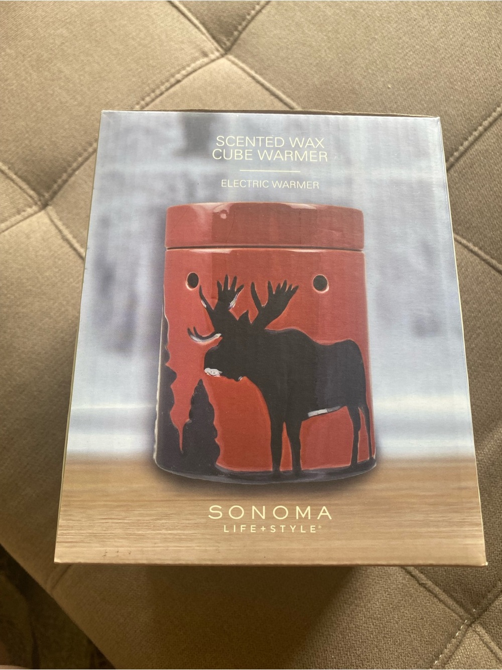 Sonoma Red Ceramic Moose Wax Cube Electric Warmer - Picture 2 of 7
